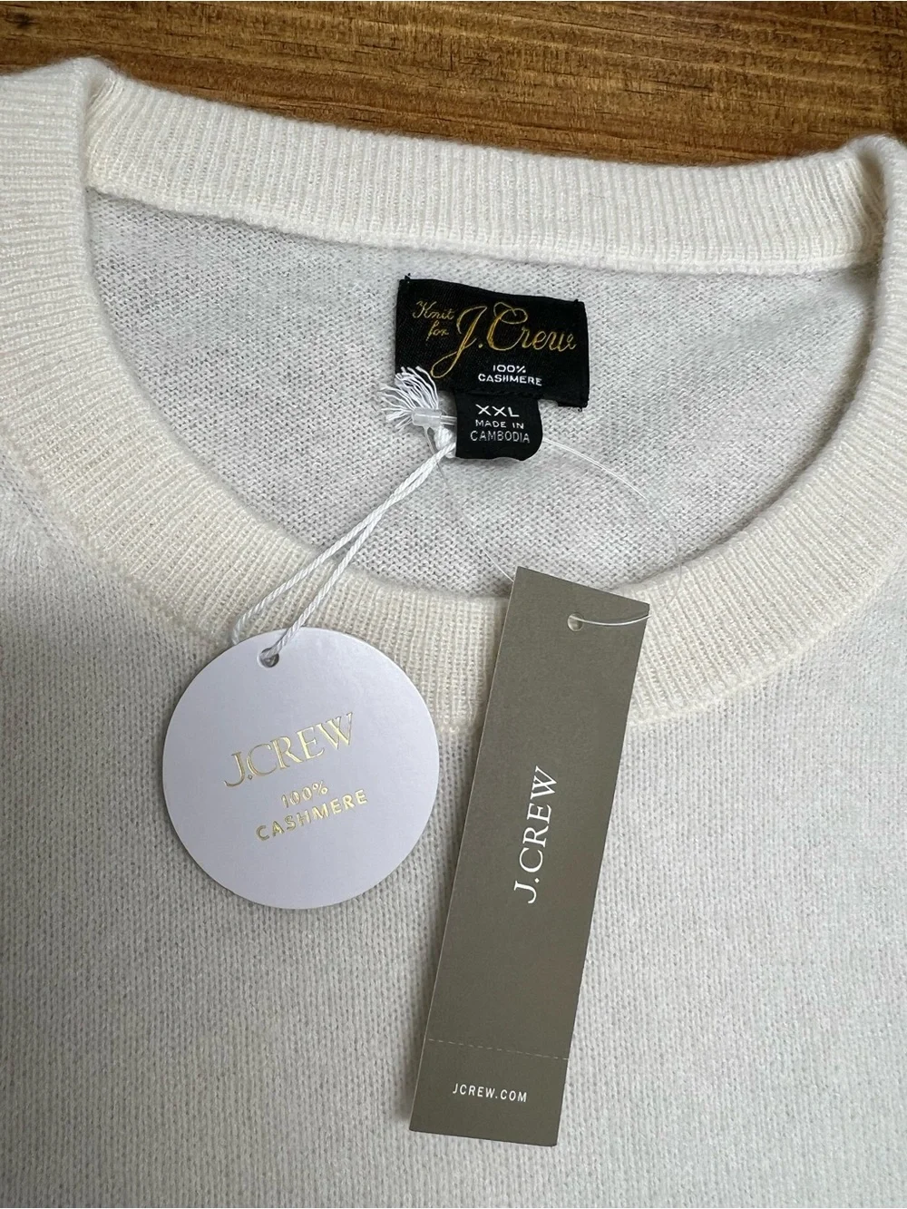 J. Crew Men’s Cashmere crewneck sweater in Snow Cream Size XXL NWT